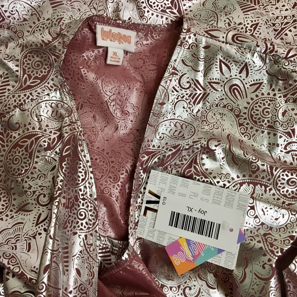 LuLaRoe Elegant Foil Lace Print Joy Vest - Picture 2 of 6